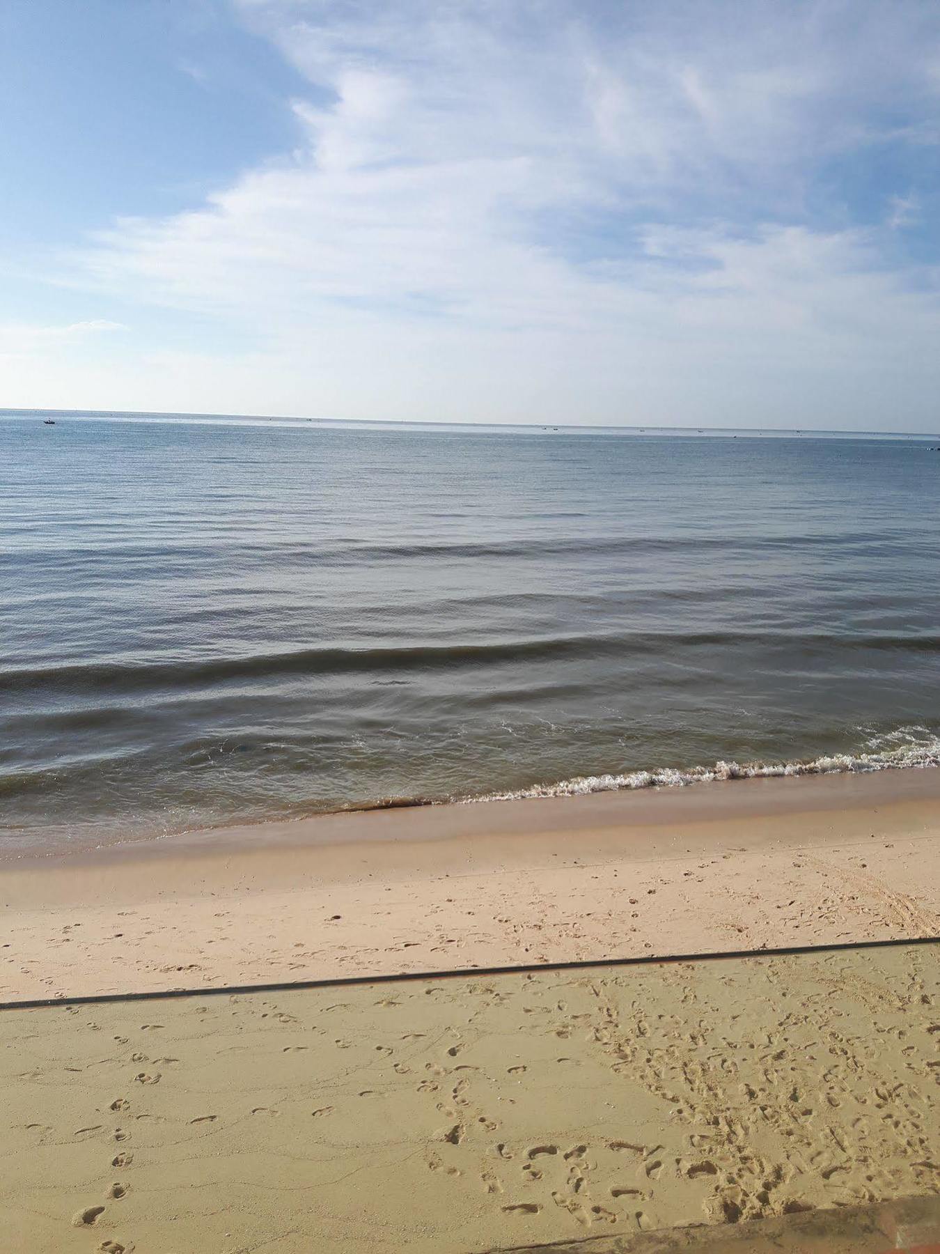 Ocean Front Hotel Фантхьет Экстерьер фото